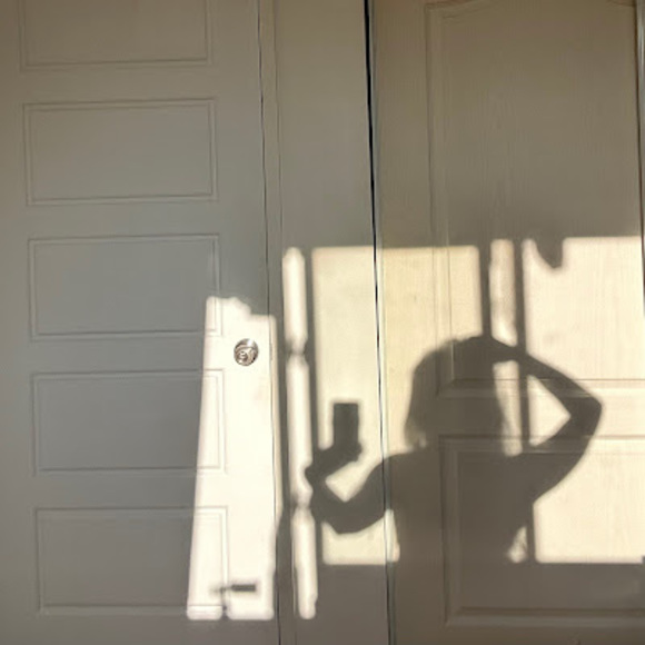 Meet your Posher, Gabrielle - Picture 1 of 1